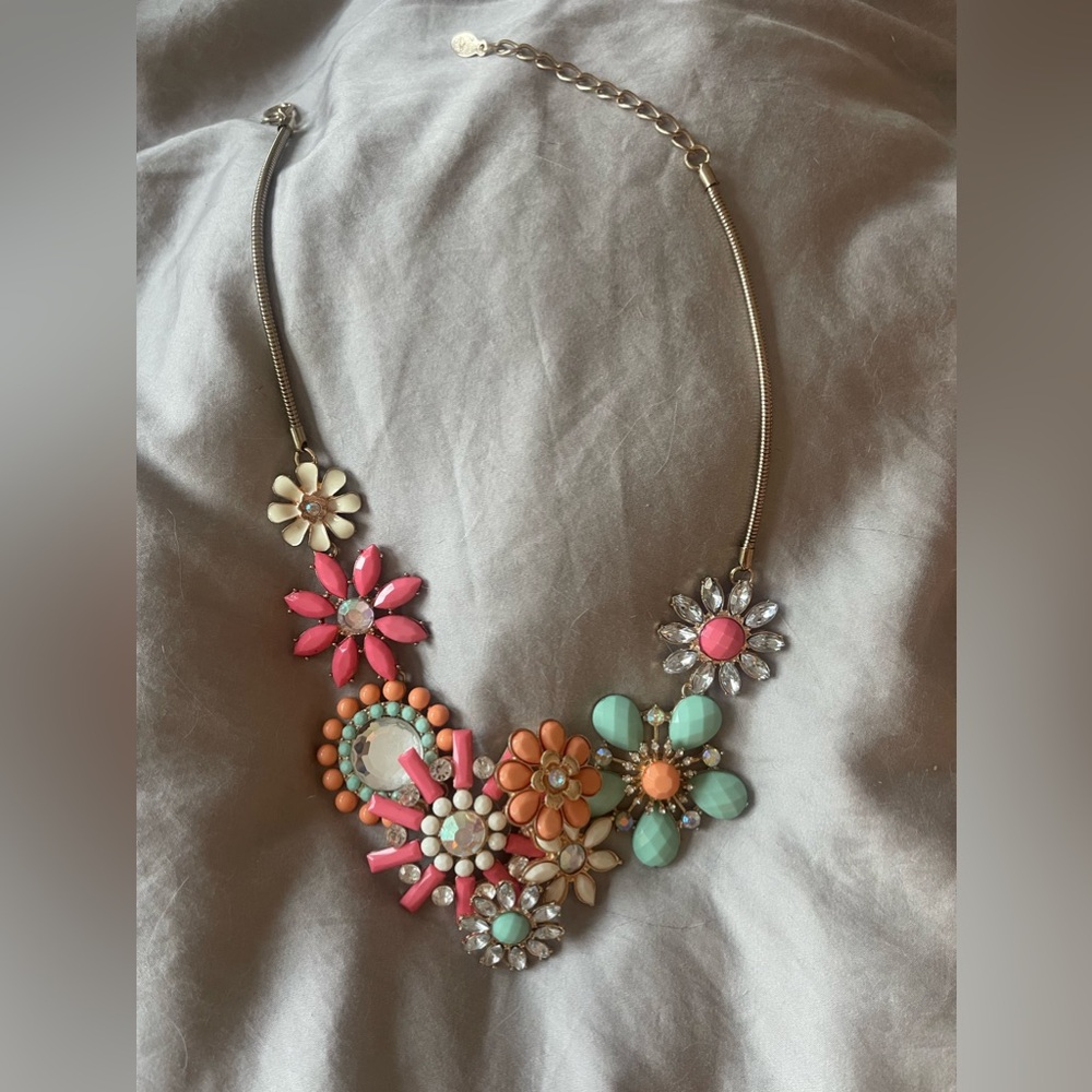Flower statement necklace